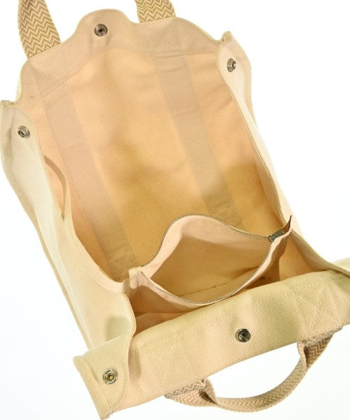 HERMES กระเป๋าถือ