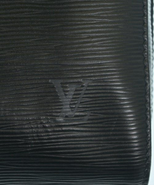 LOUIS VUITTON กระเป๋าใส่อุปกรณ์ขนาดใหญ่