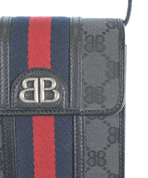 BALENCIAGA กระเป๋าสะพาย