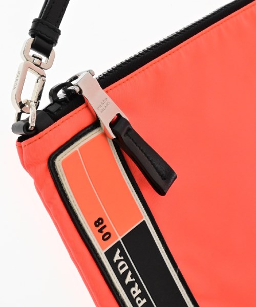 PRADA คลัตช์