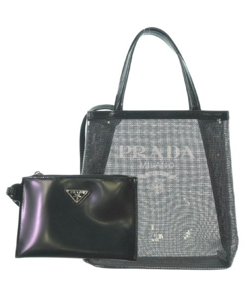 PRADA กระเป๋าถือ