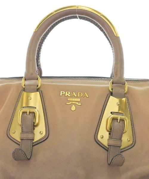 PRADA กระเป๋าถือ