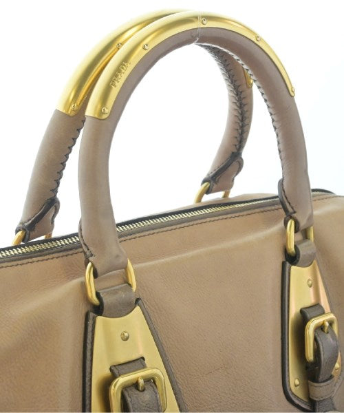 PRADA กระเป๋าถือ