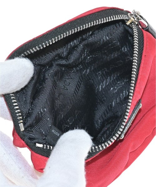 PRADA กระเป๋า