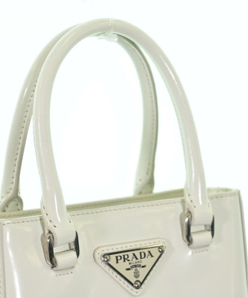 PRADA กระเป๋าถือ