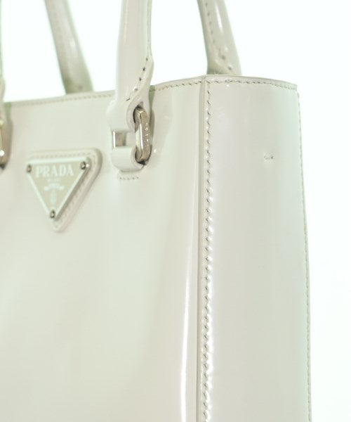 PRADA กระเป๋าถือ