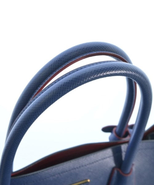 PRADA กระเป๋าถือ