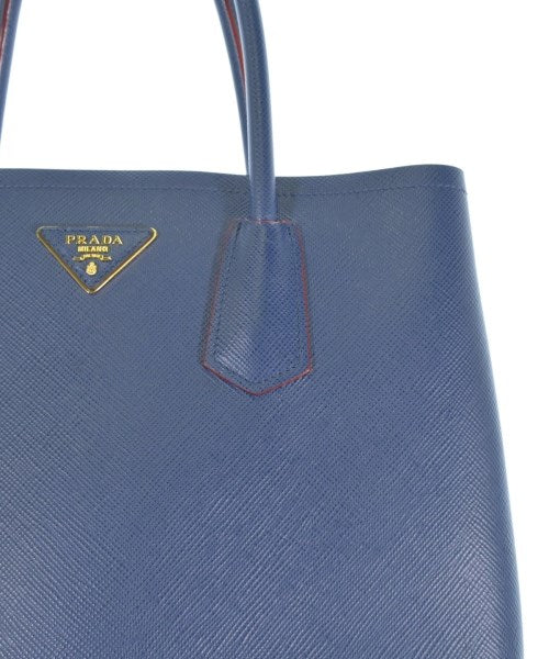 PRADA กระเป๋าถือ