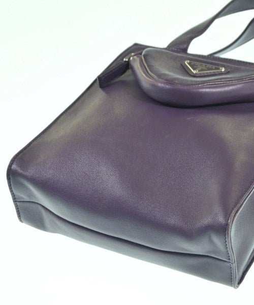 PRADA กระเป๋าถือ