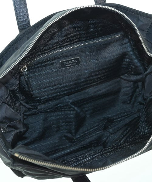 PRADA กระเป๋าถือขนาดใหญ่