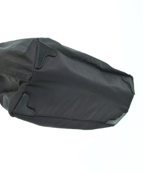 PRADA กระเป๋าถือขนาดใหญ่