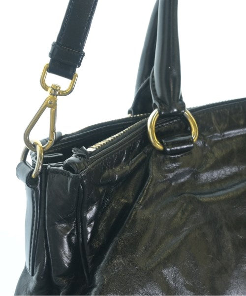 PRADA กระเป๋าถือ