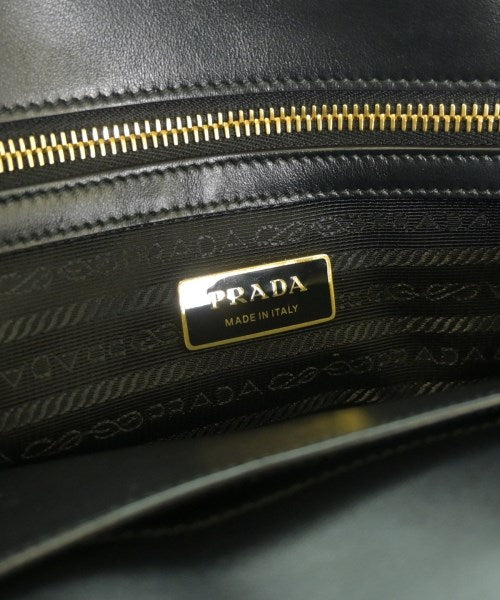 PRADA กระเป๋าถือขนาดใหญ่