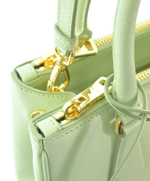 PRADA กระเป๋าถือ