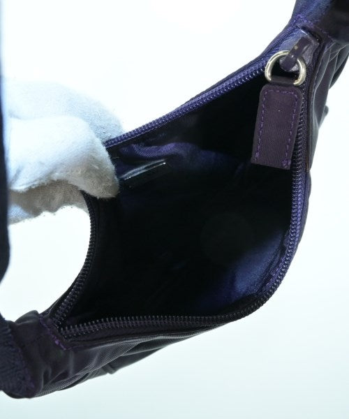 PRADA กระเป๋าถือ