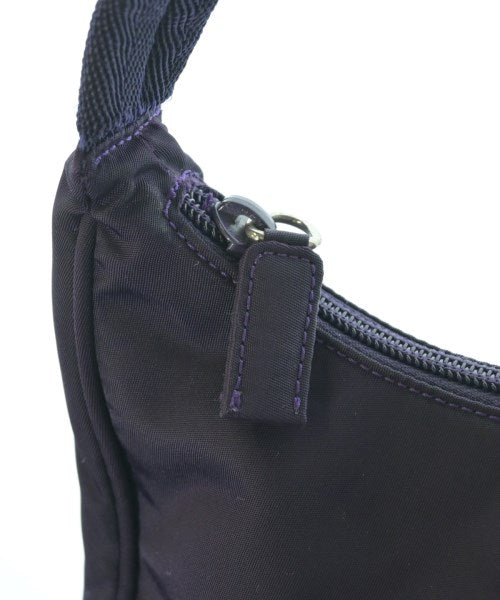 PRADA กระเป๋าถือ