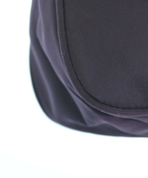 PRADA กระเป๋าถือ