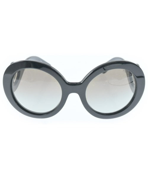 PRADA แว่นกันแดด