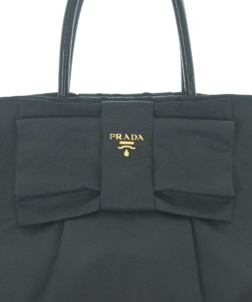 PRADA กระเป๋าถือ