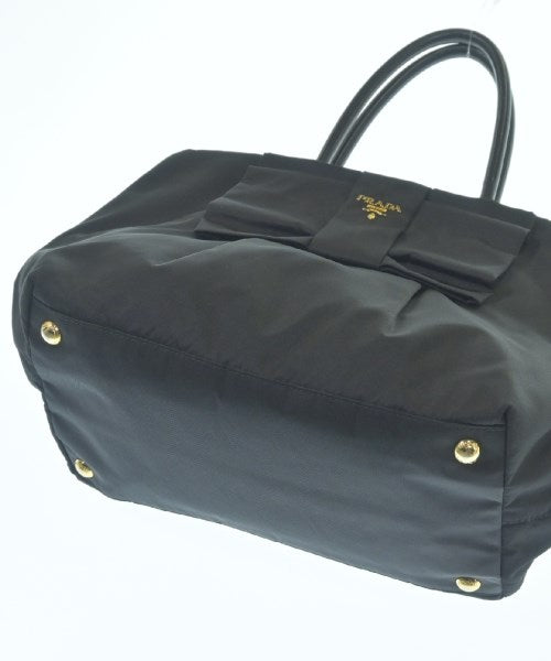 PRADA กระเป๋าถือ