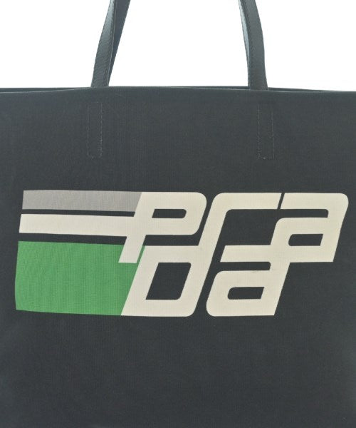 PRADA กระเป๋าถือขนาดใหญ่