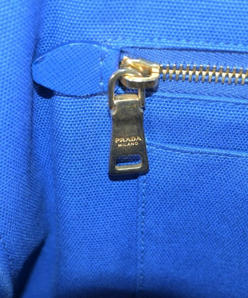 PRADA กระเป๋าถือขนาดใหญ่