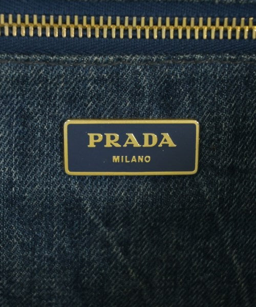 PRADA กระเป๋าถือขนาดใหญ่