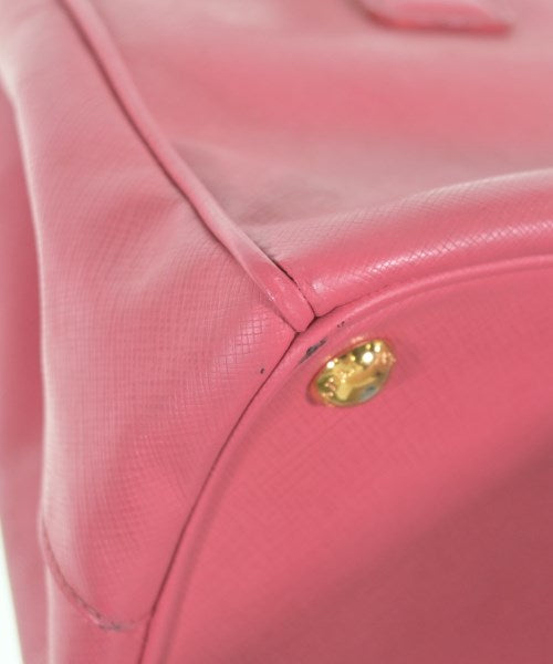 PRADA กระเป๋าถือ