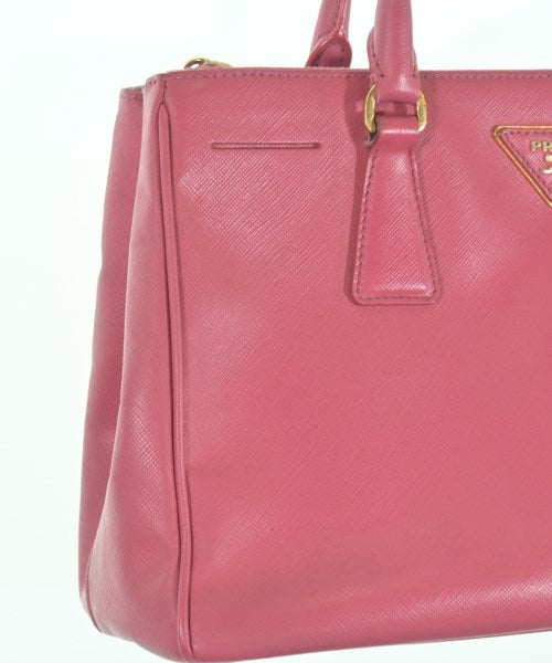 PRADA กระเป๋าถือ