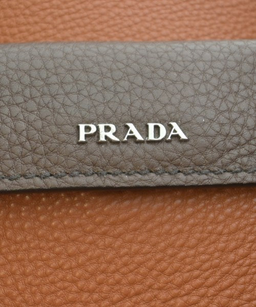 PRADA กระเป๋าถือ