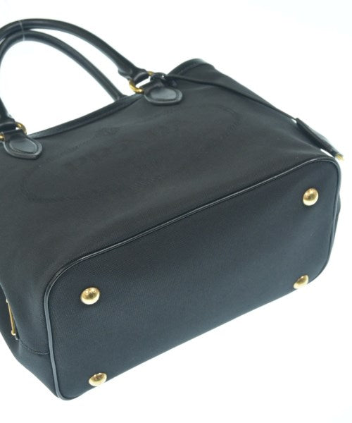 PRADA กระเป๋าถือ
