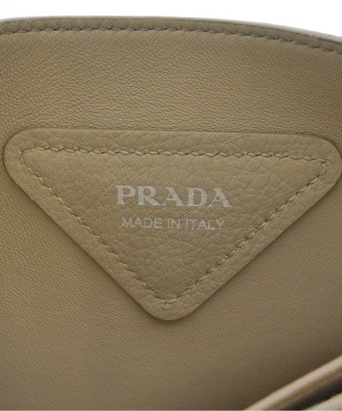 PRADA กระเป๋าถือขนาดใหญ่