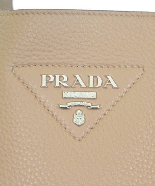 PRADA กระเป๋าถือขนาดใหญ่