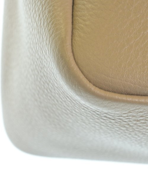 PRADA กระเป๋าถือขนาดใหญ่