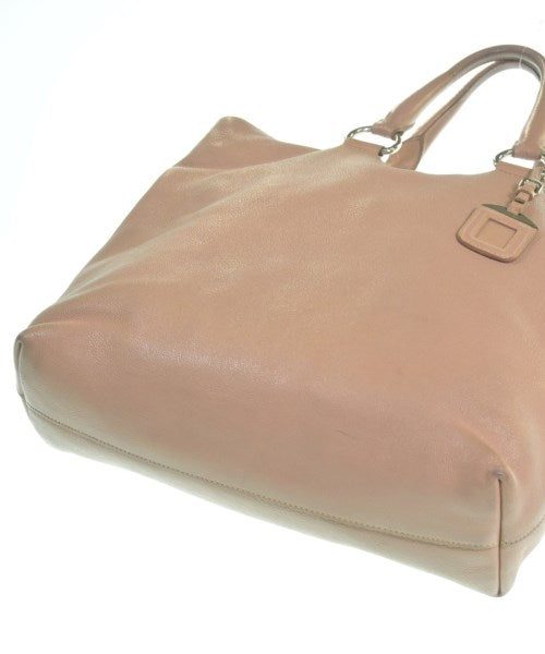 PRADA กระเป๋าถือขนาดใหญ่