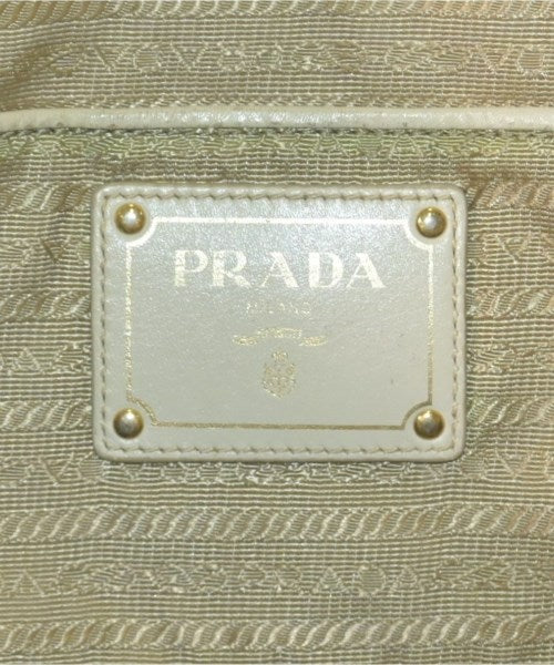 PRADA กระเป๋าถือ