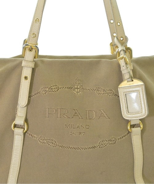 PRADA กระเป๋าถือ