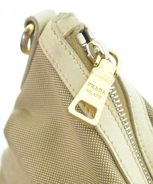PRADA กระเป๋าถือ