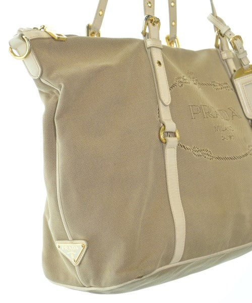 PRADA กระเป๋าถือ