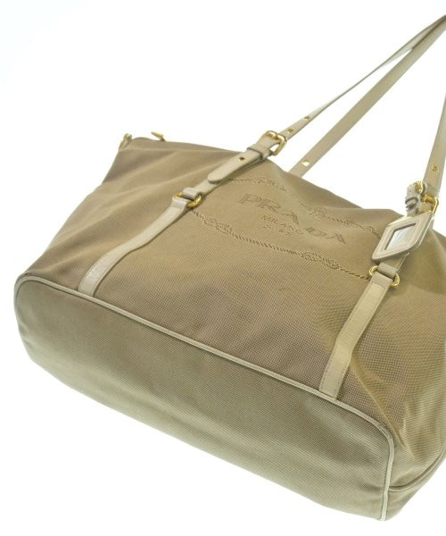 PRADA กระเป๋าถือ