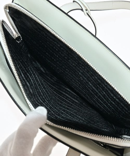 PRADA กระเป๋าถือ
