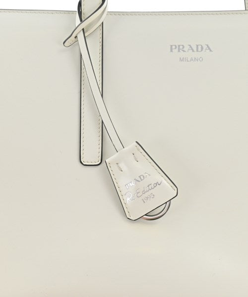 PRADA กระเป๋าถือ