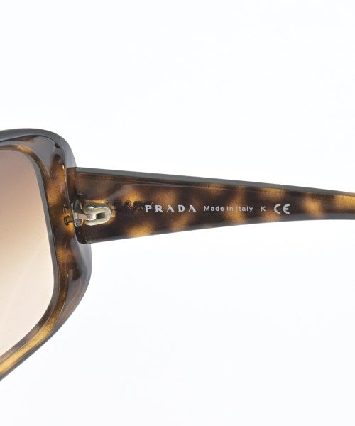 PRADA แว่นกันแดด
