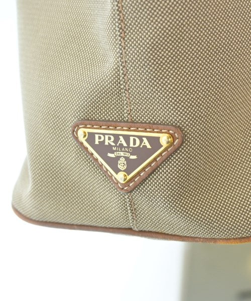PRADA กระเป๋าถือ