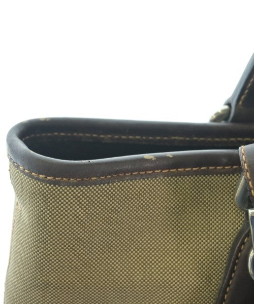 PRADA กระเป๋าถือขนาดใหญ่
