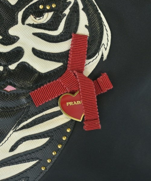 PRADA กระเป๋าถือขนาดใหญ่