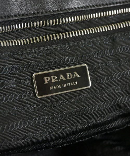 PRADA กระเป๋าถือ