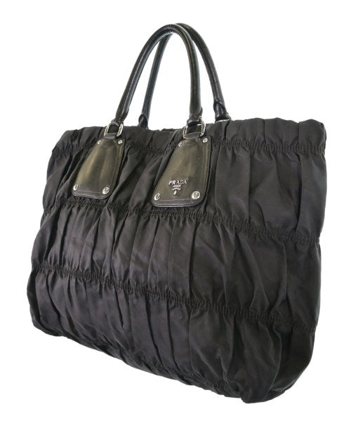 PRADA กระเป๋าถือ