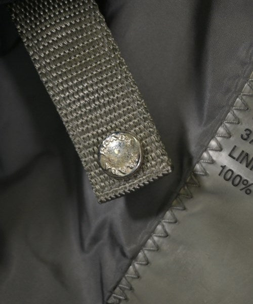 PRADA กระเป๋าถือขนาดใหญ่