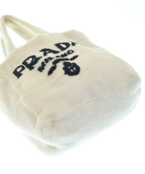 PRADA กระเป๋าถือ